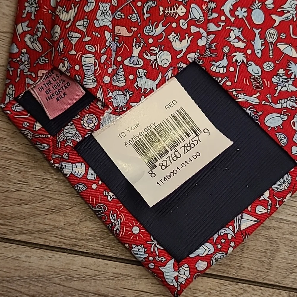 VINEYARD VINES‎ Red Whimsical Patterns 10th Year Anniversary Mens Silk Tie NEW